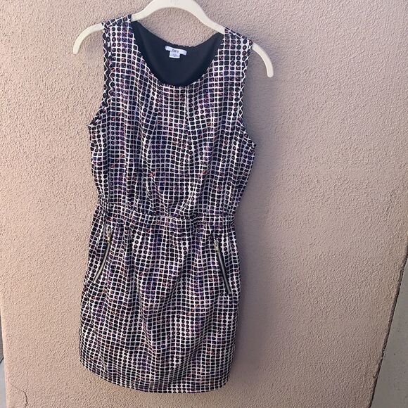 BARlll Medium Scoop Neck Short Sleeve Women’s Dress Elastic Waist Front Pockets - Picture 2 of 8